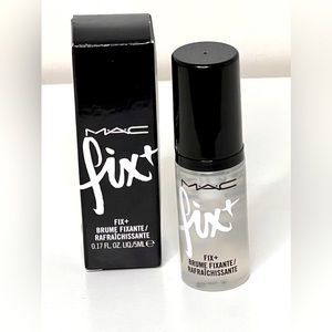 MAC Setting Spray💞 💞 3/$15 💞 6/$25 💞 15/$50💞